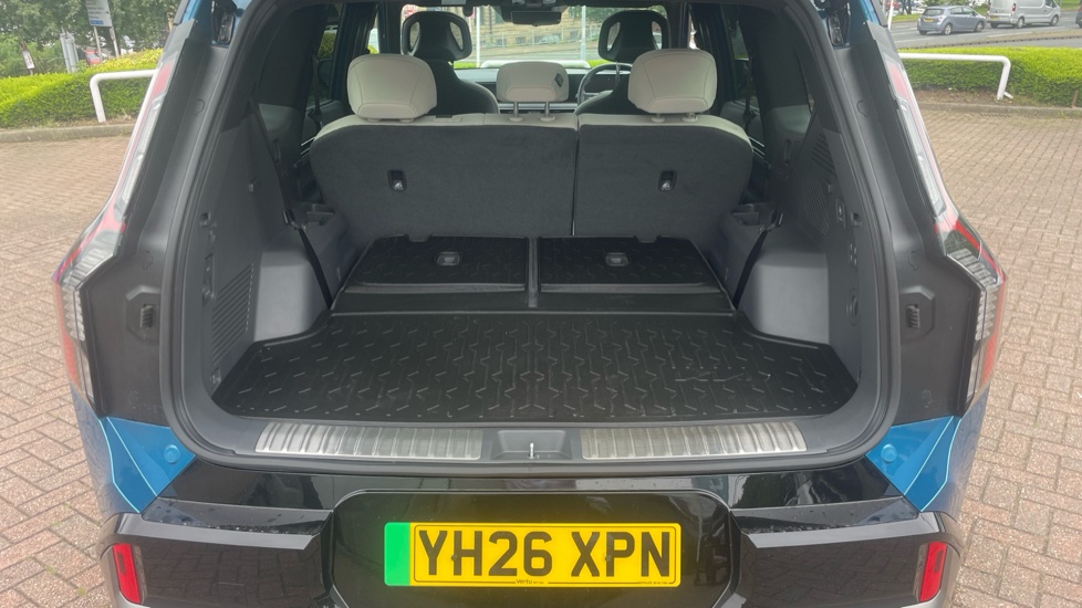 Kia EV9 282kW GT-Line S 99.8kWh AWD 5dr [7St] Auto Electric Estate - Image 4