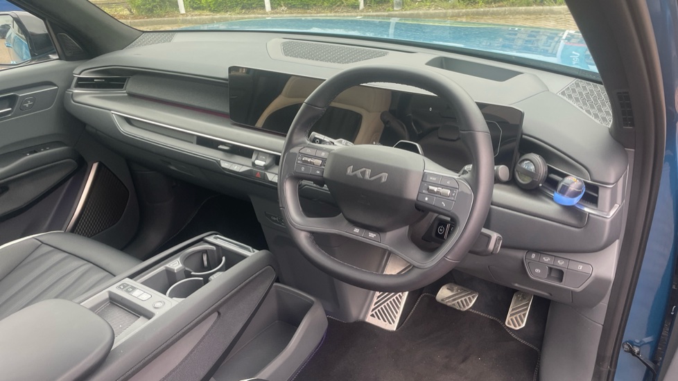 Kia EV9 282kW GT-Line S 99.8kWh AWD 5dr [7St] Auto Electric Estate - Image 11