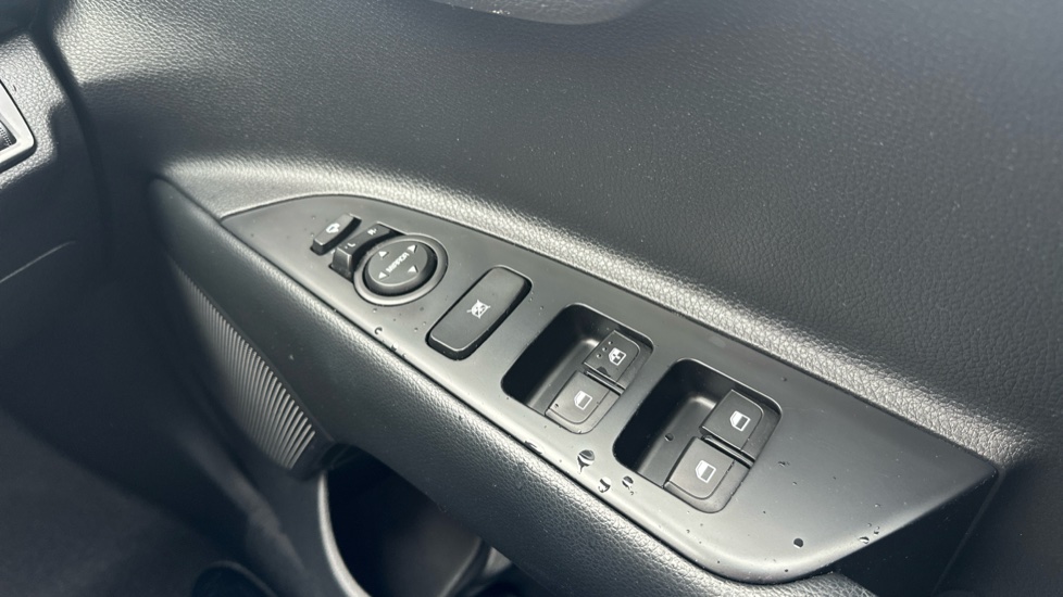 Kia Rio 1.0 T GDi 3 5dr Petrol Hatchback - Image 22