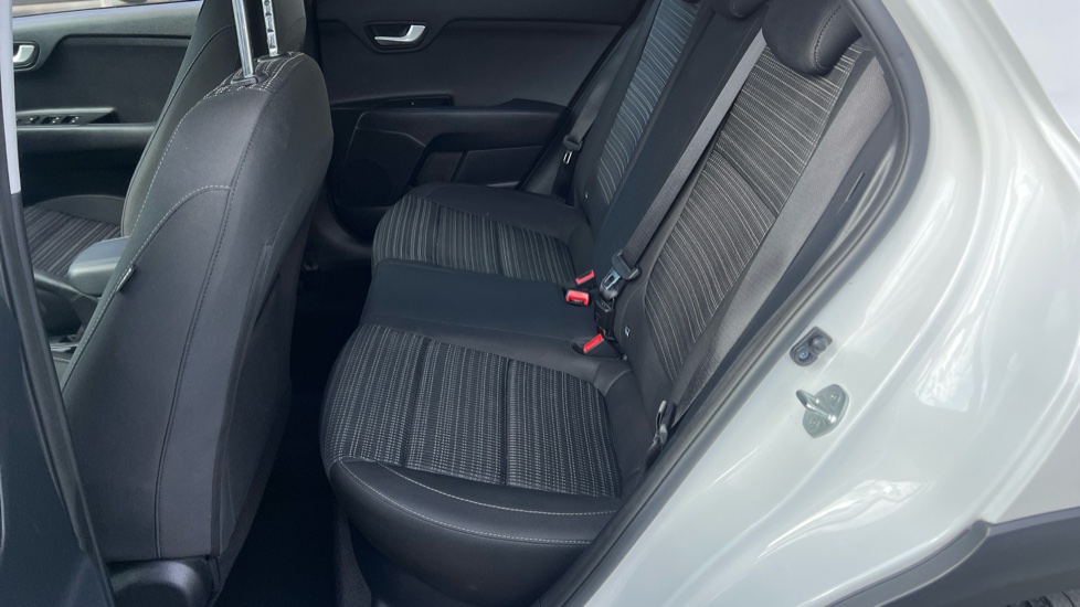 Kia Stonic 1.0T GDi 99 2 5dr Petrol Estate - Image 16