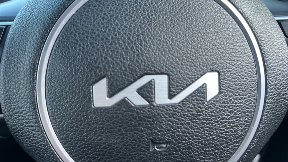 Kia Sportage 1.6T GDi ISG 2 5dr Petrol Estate - Image 25