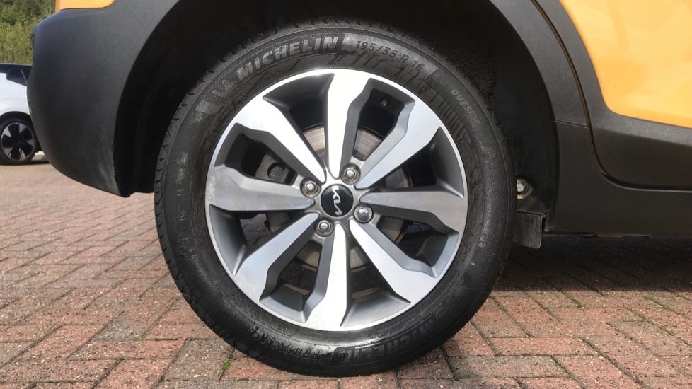 Kia Stonic 1.0T GDi 99 2 5dr Petrol Estate - Image 7