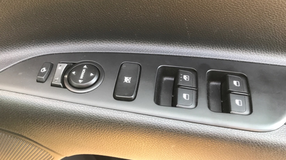 Kia Stonic 1.0T GDi 99 2 5dr Petrol Estate - Image 21