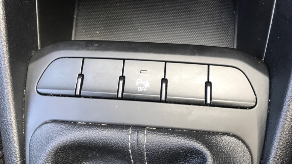 Kia Stonic 1.0T GDi 99 2 5dr Petrol Estate - Image 29