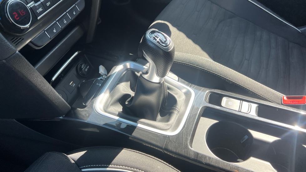 Kia Pro Ceed 1.5T GDi ISG GT-Line 5dr Petrol Estate - Image 13