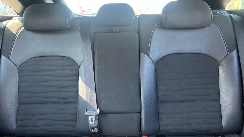 Kia Pro Ceed 1.5T GDi ISG GT-Line 5dr Petrol Estate - Image 15