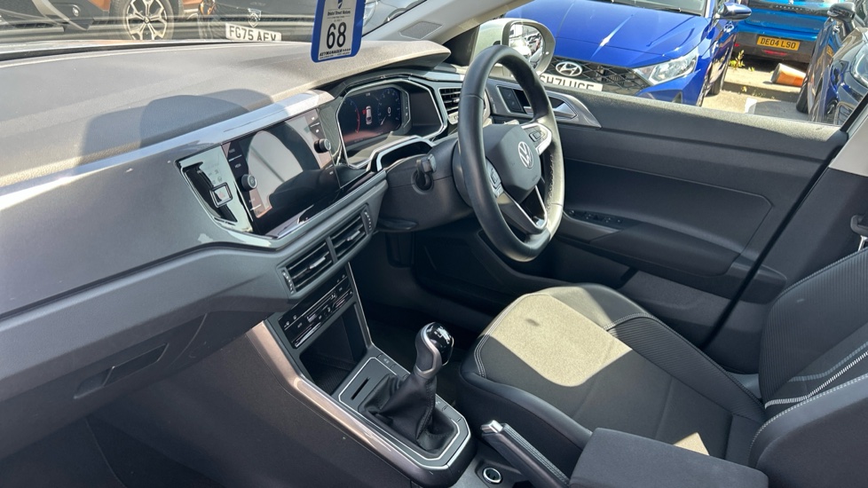 Volkswagen Taigo 1.0 TSI 110 Style 5dr Petrol Hatchback - Image 9