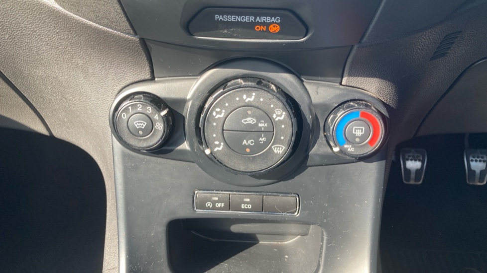 Ford Fiesta 1.0 EcoBoost 125 ST-Line 5dr Petrol Hatchback - Image 28