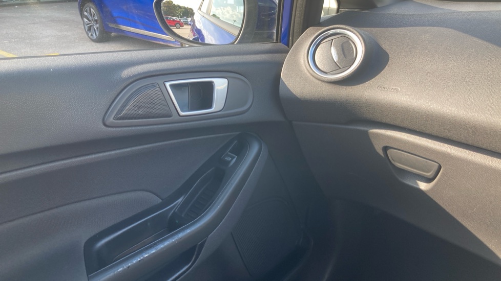 Ford Fiesta 1.0 EcoBoost 125 ST-Line 5dr Petrol Hatchback - Image 31