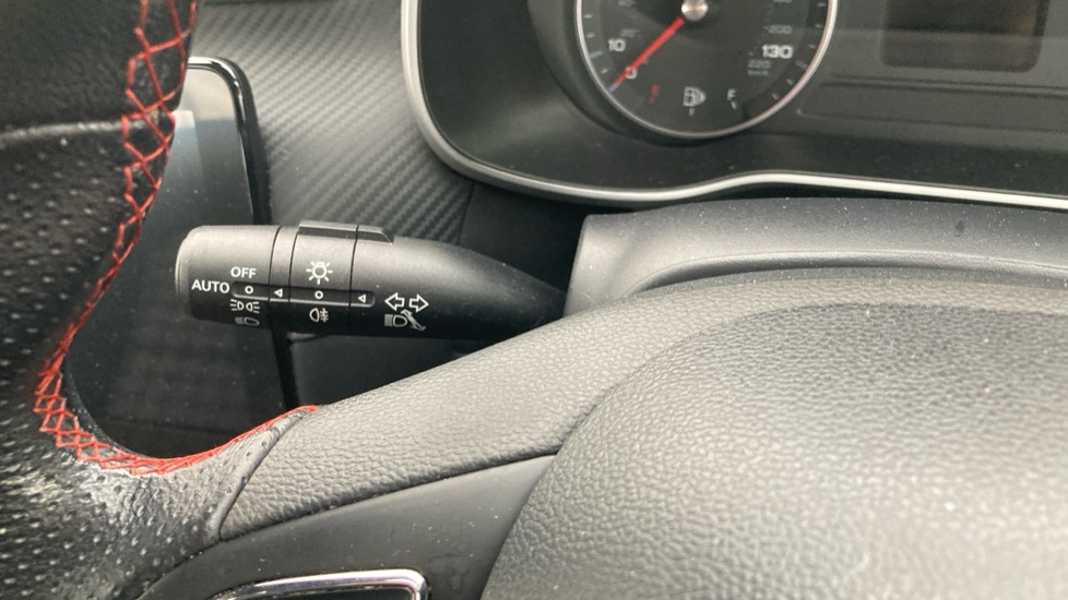 MG ZS 1.5 VTi-TECH Excite 5dr Petrol Hatchback - Image 24