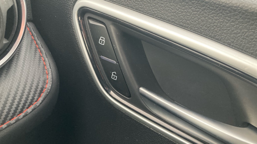 MG ZS 1.5 VTi-TECH Excite 5dr Petrol Hatchback - Image 28
