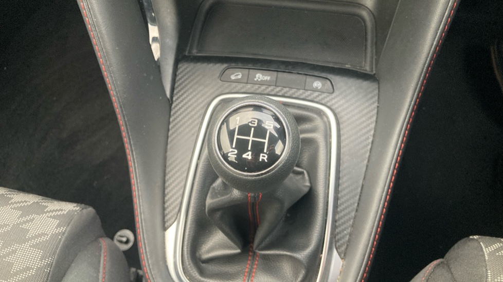 MG ZS 1.5 VTi-TECH Excite 5dr Petrol Hatchback - Image 32