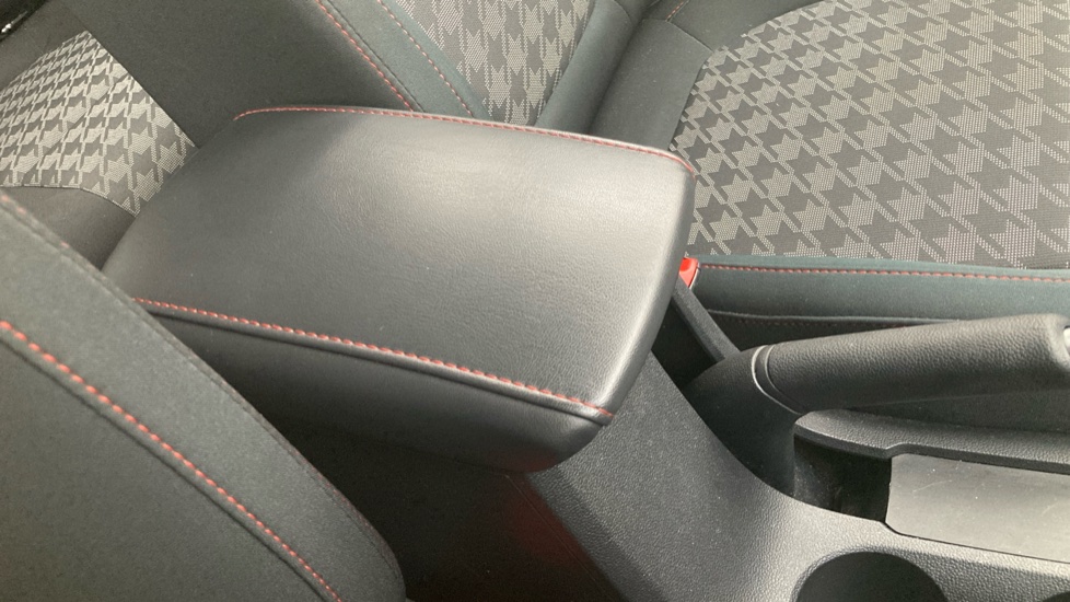 MG ZS 1.5 VTi-TECH Excite 5dr Petrol Hatchback - Image 34