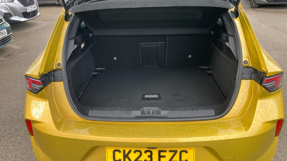 Vauxhall Astra 1.2 Turbo 130 GS 5dr Petrol Hatchback - Image 4