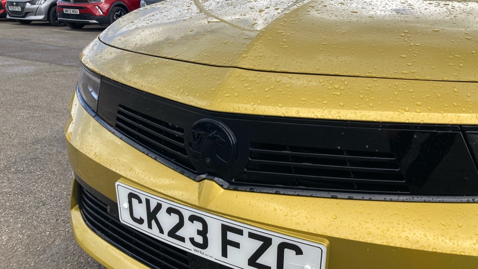 Vauxhall Astra 1.2 Turbo 130 GS 5dr Petrol Hatchback - Image 21