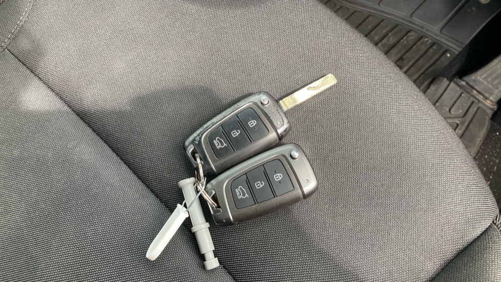 Hyundai TUCSON 1.6 TGDi SE Connect 5dr 2WD Petrol Estate - Image 20