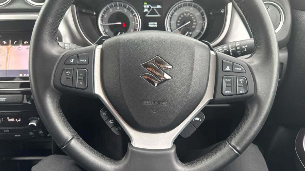 Suzuki Vitara 1.5 Hybrid SZ-T 5dr AGS Hybrid Estate - Image 41