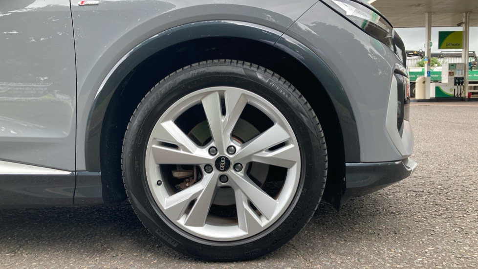 Audi Q4 e-tron 125kW 35 55.52kWh S Line 5dr Auto Electric Estate - Image 7
