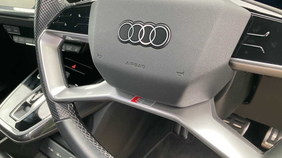 Audi Q4 e-tron 125kW 35 55.52kWh S Line 5dr Auto Electric Estate - Image 24