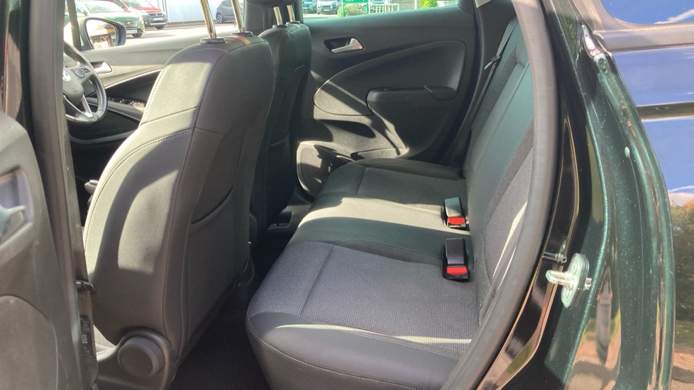 Vauxhall Crossland 1.2 Elite 5dr Petrol Hatchback - Image 16