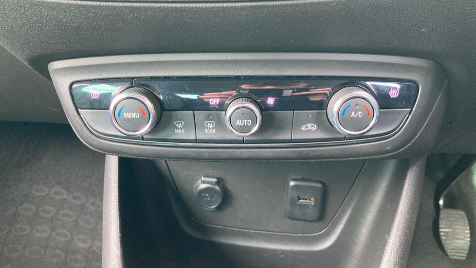 Vauxhall Crossland 1.2 Elite 5dr Petrol Hatchback - Image 29