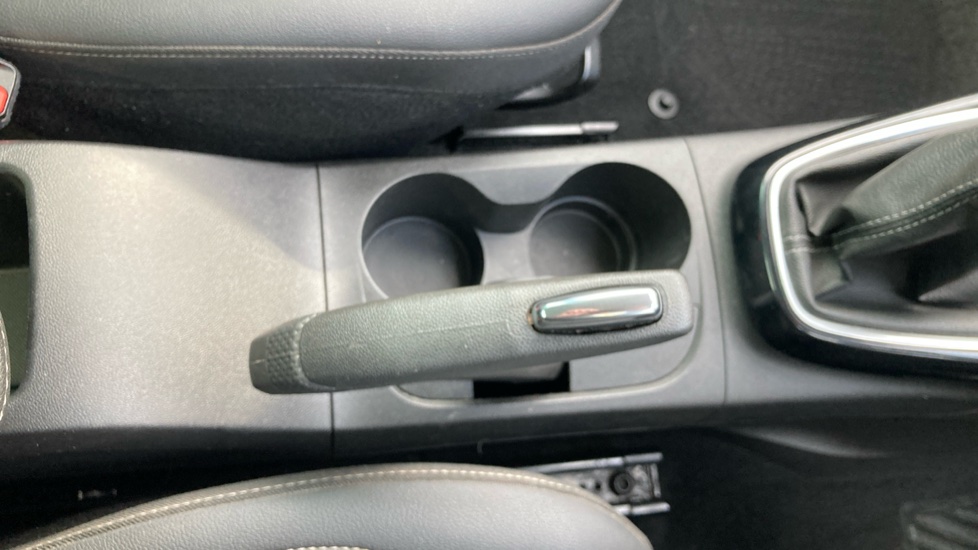 Vauxhall Crossland 1.2 Elite 5dr Petrol Hatchback - Image 32