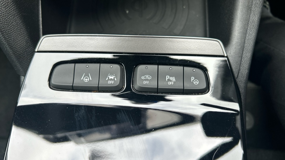 Vauxhall Mokka 100kW Ultimate 50kWh 5dr Auto Electric Hatchback - Image 23