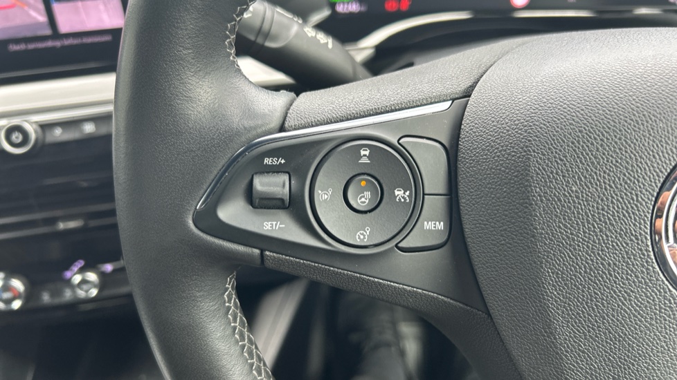 Vauxhall Mokka 100kW Ultimate 50kWh 5dr Auto Electric Hatchback - Image 30