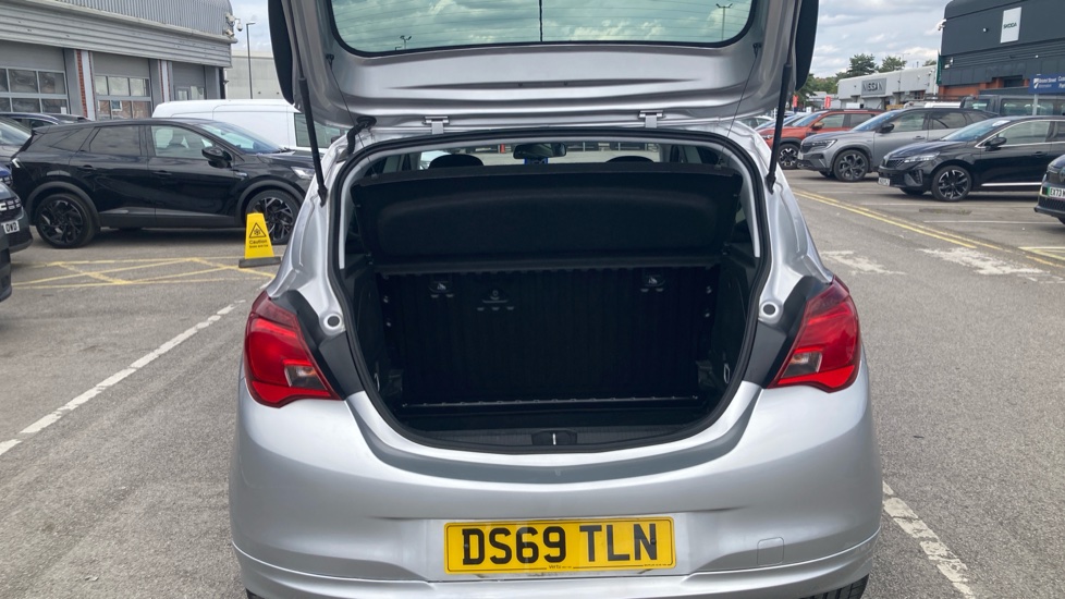 Vauxhall Corsa 1.4 SRi Vx-line Nav Black 5dr Petrol Hatchback - Image 4