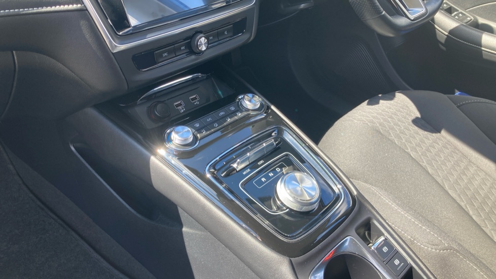 MG MG5 115kW Excite EV 61kWh 5dr Auto Electric Estate - Image 13