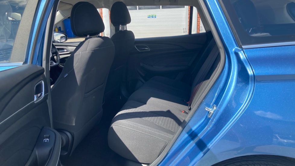 MG MG5 115kW Excite EV 61kWh 5dr Auto Electric Estate - Image 16