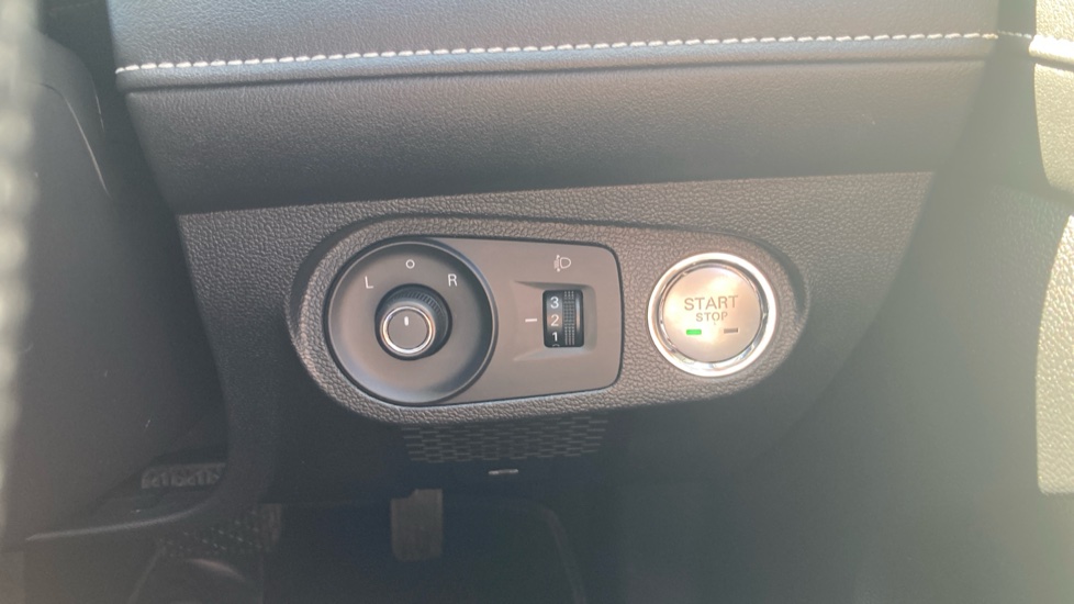 MG MG5 115kW Excite EV 61kWh 5dr Auto Electric Estate - Image 22