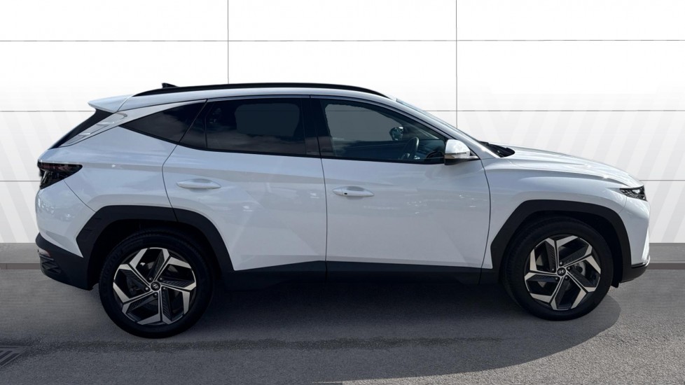 Hyundai TUCSON 1.6 TGDi Hybrid 230 Premium 5dr 2WD Auto Hybrid Estate - Image 5