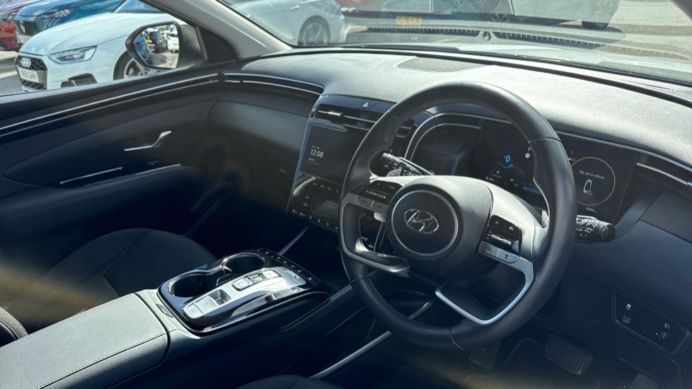 Hyundai TUCSON 1.6 TGDi Hybrid 230 Premium 5dr 2WD Auto Hybrid Estate - Image 11