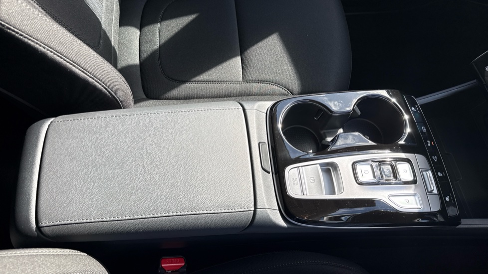 Hyundai TUCSON 1.6 TGDi Hybrid 230 Premium 5dr 2WD Auto Hybrid Estate - Image 51