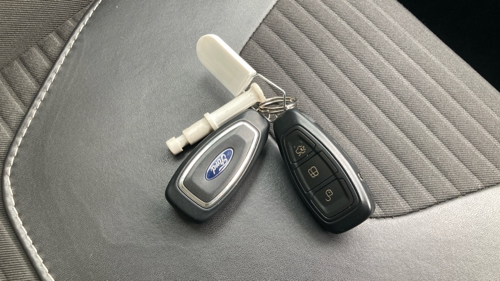Ford Focus 1.5 TDCi 120 Titanium X 5dr Powershift Diesel Estate - Image 20
