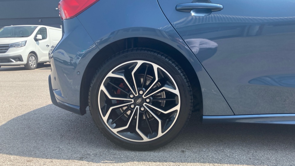 Ford Focus 1.0 EcoBoost 125 ST-Line X 5dr Petrol Hatchback - Image 7