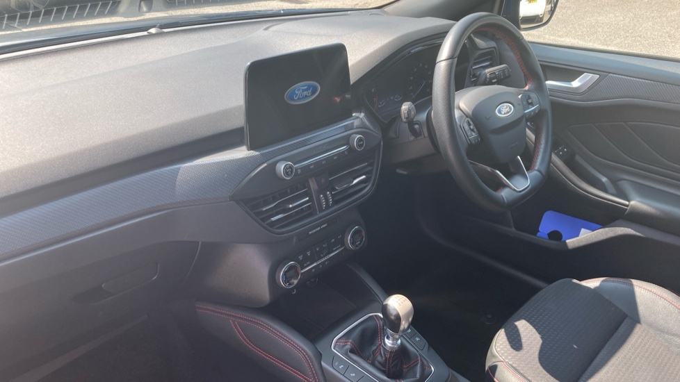 Ford Focus 1.0 EcoBoost 125 ST-Line X 5dr Petrol Hatchback - Image 9
