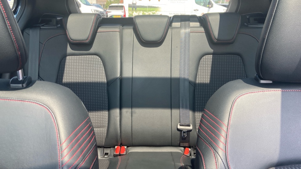 Ford Focus 1.0 EcoBoost 125 ST-Line X 5dr Petrol Hatchback - Image 15