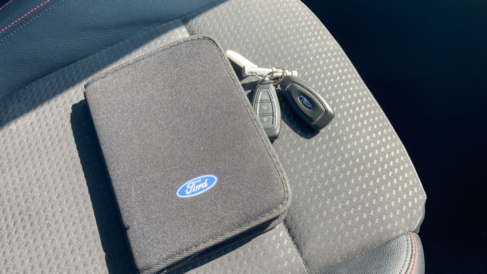 Ford Focus 1.0 EcoBoost 125 ST-Line X 5dr Petrol Hatchback - Image 19