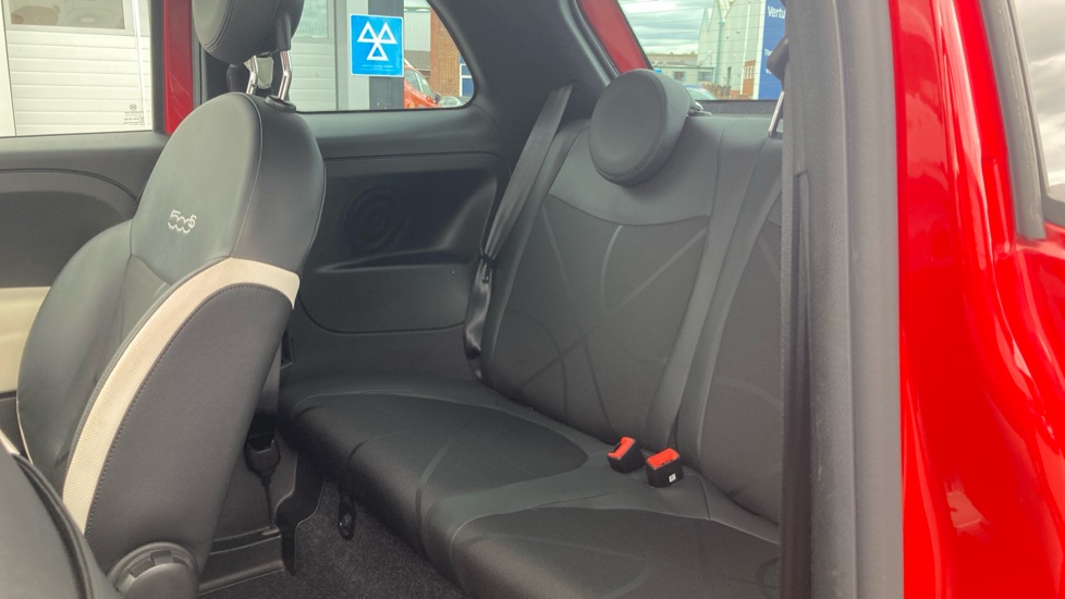 Fiat 500 1.2 S 3dr Dualogic Petrol Hatchback - Image 16