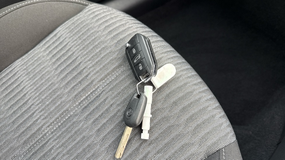 Vauxhall Corsa 1.2 SE Nav Premium 5dr Petrol Hatchback - Image 20