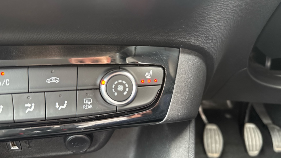 Vauxhall Corsa 1.2 SE Nav Premium 5dr Petrol Hatchback - Image 30