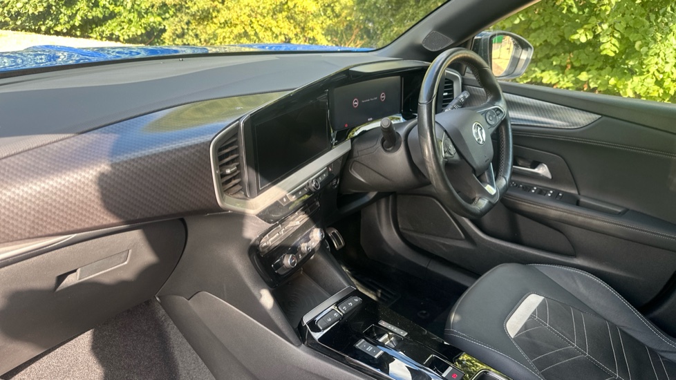 Vauxhall Mokka 100kW Ultimate 50kWh 5dr Auto Electric Hatchback - Image 9