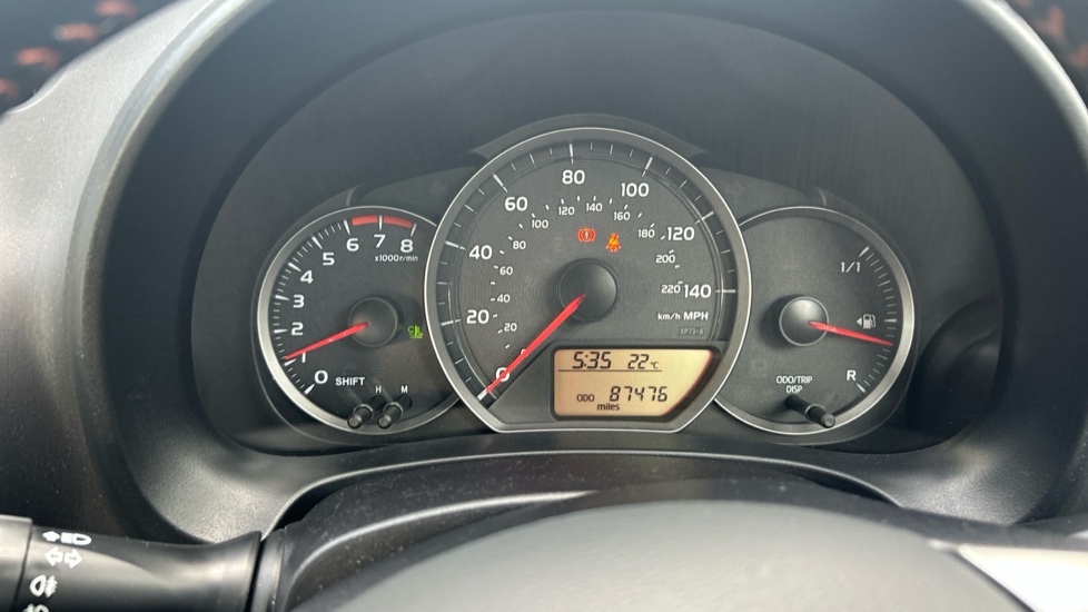 Toyota Yaris 1.33 VVT-i Trend 5dr Petrol Hatchback - Image 18
