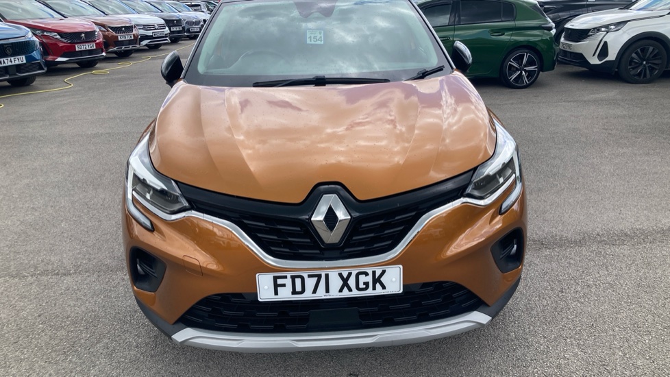 Renault Captur 1.0 TCE 90 SE Limited 5dr Petrol Hatchback - Image 8