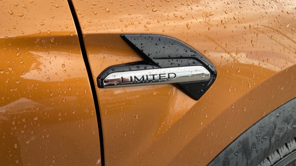 Renault Captur 1.0 TCE 90 SE Limited 5dr Petrol Hatchback - Image 28