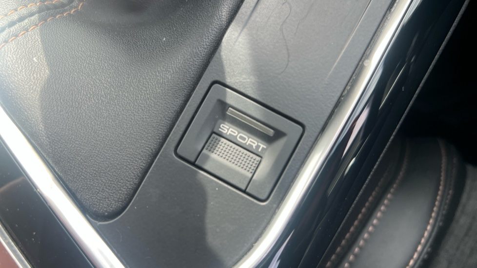 Peugeot 3008 1.2 PureTech GT Line 5dr Petrol Estate - Image 27