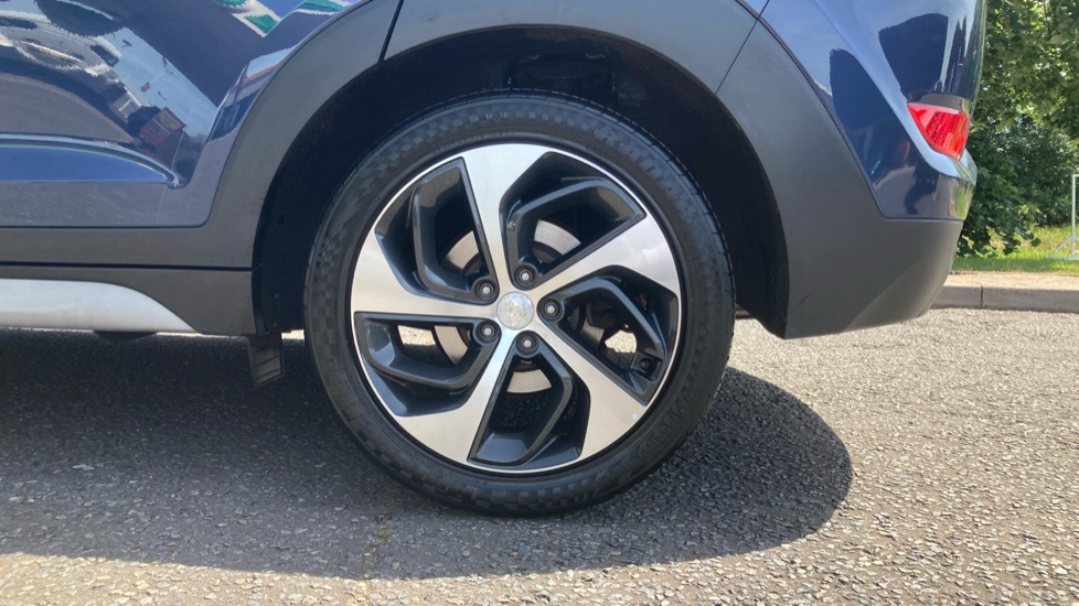 Hyundai TUCSON 1.7 CRDi Blue Drive Sport Edition 5dr 2WD Diesel Estate - Image 7