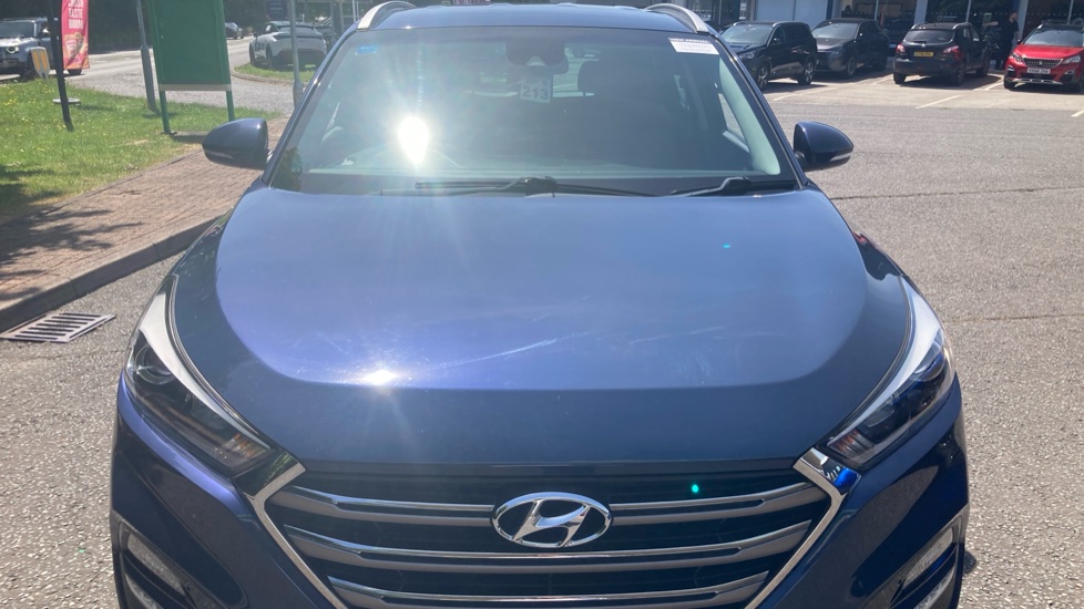 Hyundai TUCSON 1.7 CRDi Blue Drive Sport Edition 5dr 2WD Diesel Estate - Image 8